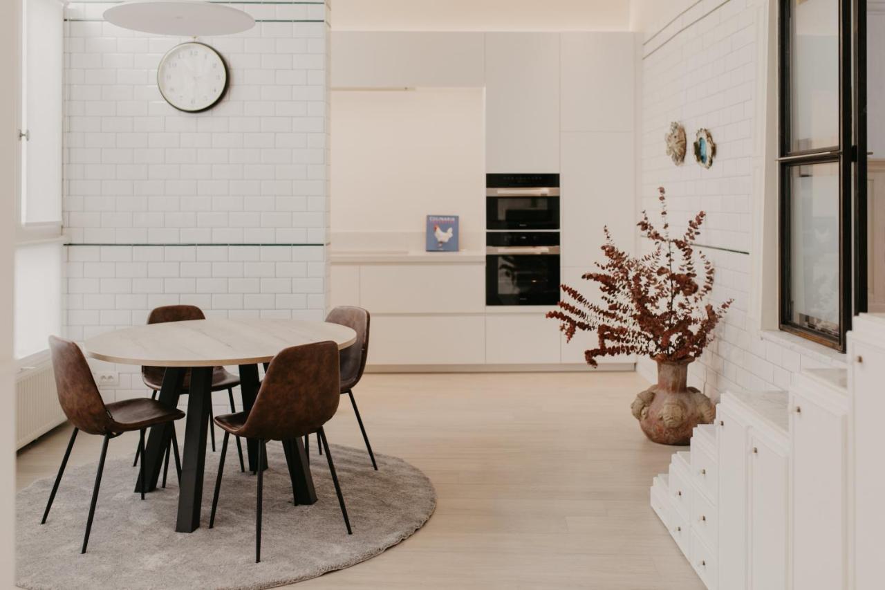 Blue Bird Residence Suite Moriaan Antwerpen Exterior foto