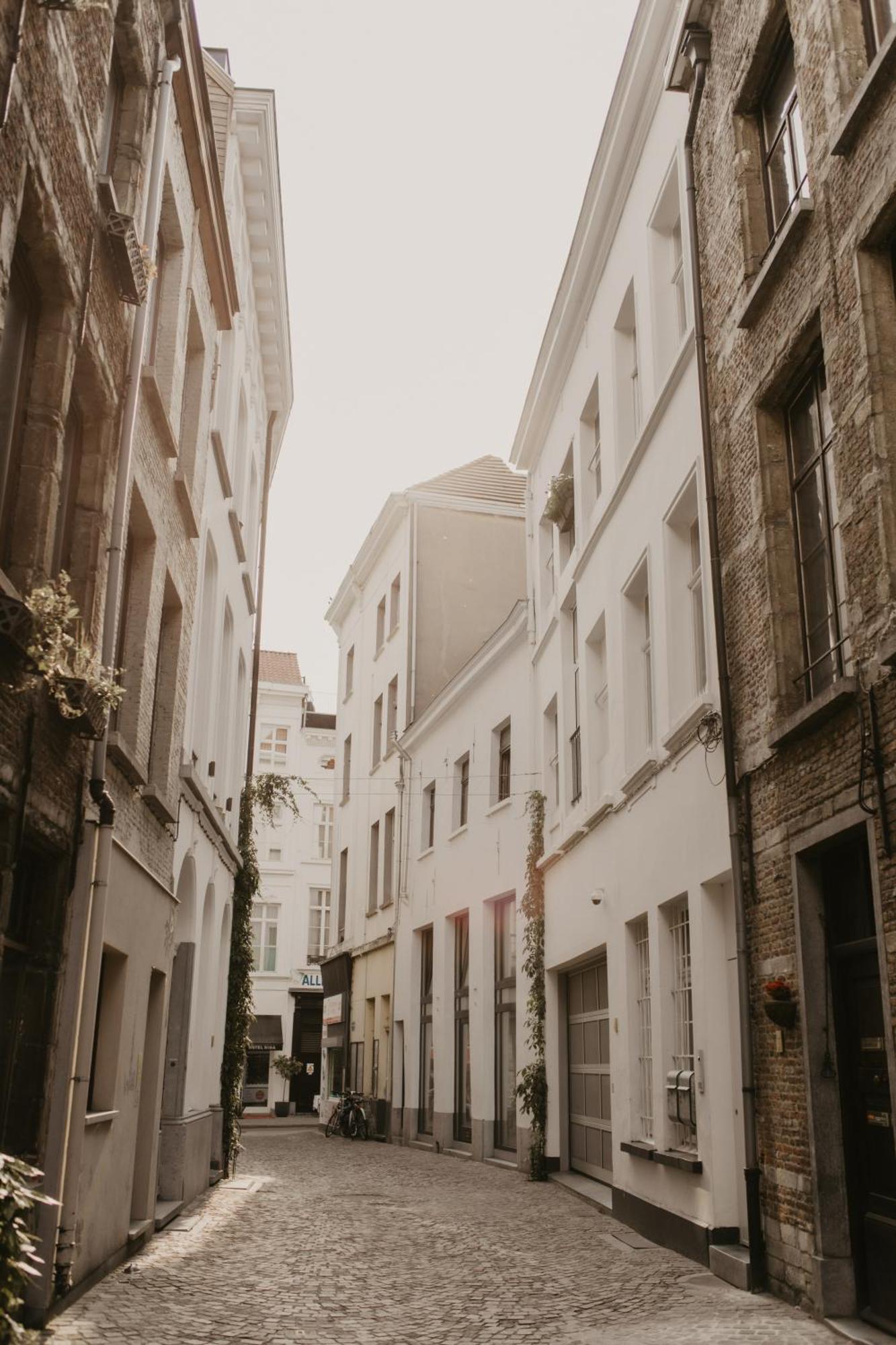 Blue Bird Residence Suite Moriaan Antwerpen Exterior foto