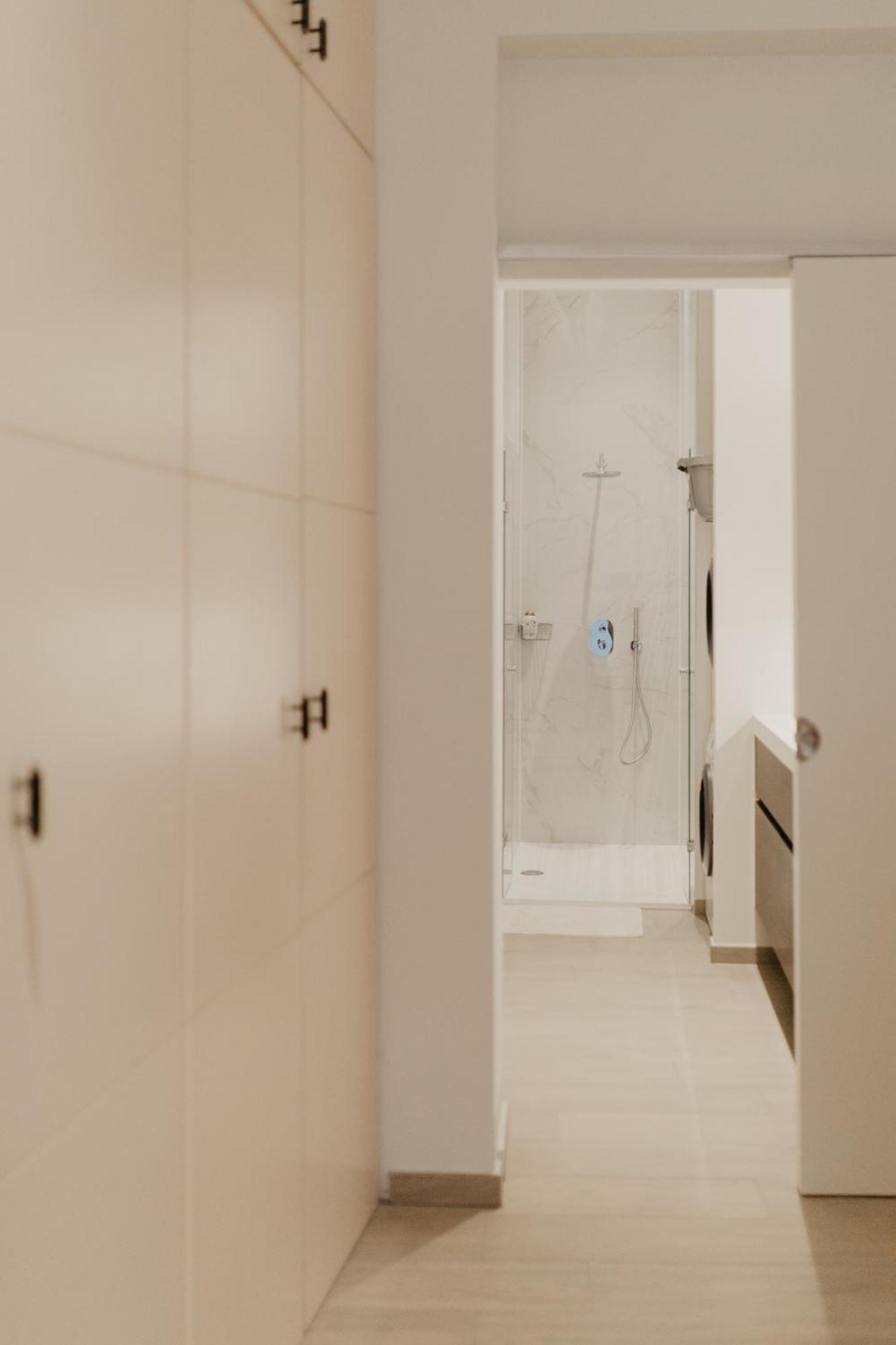 Blue Bird Residence Suite Moriaan Antwerpen Exterior foto